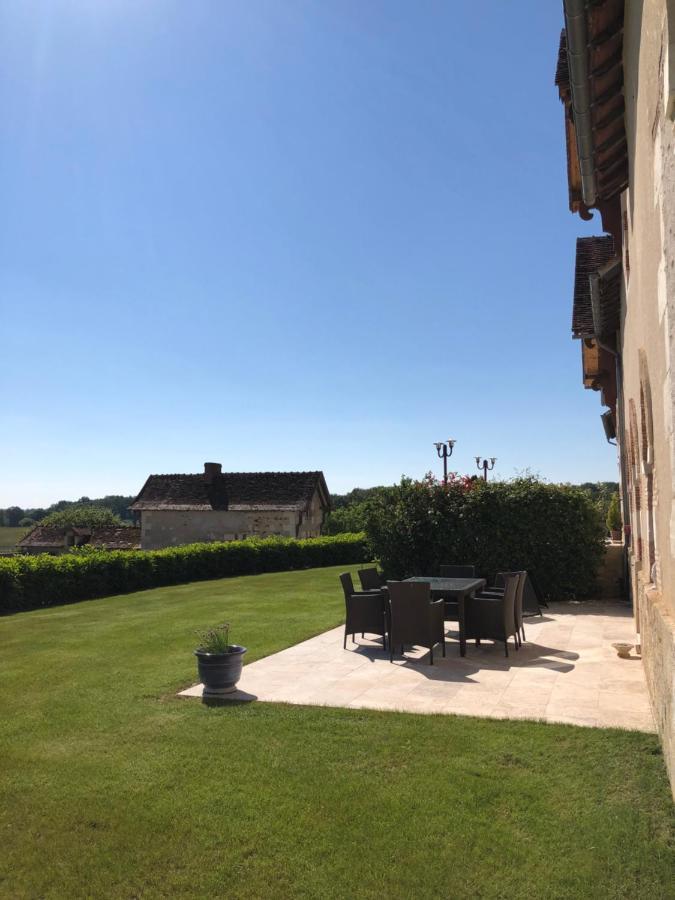 Domaine De La Maison Neuve Saint-Jean-Saint-Germain Екстериор снимка